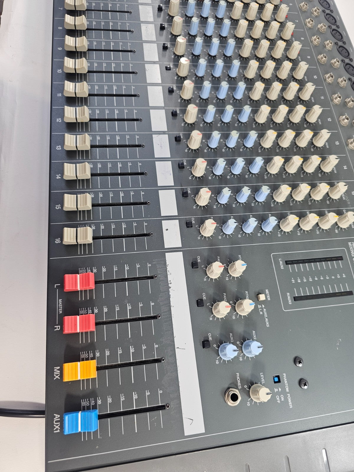 Phonic PMC-1602B 16-Channel Mixing Console - Local Pickup - Read