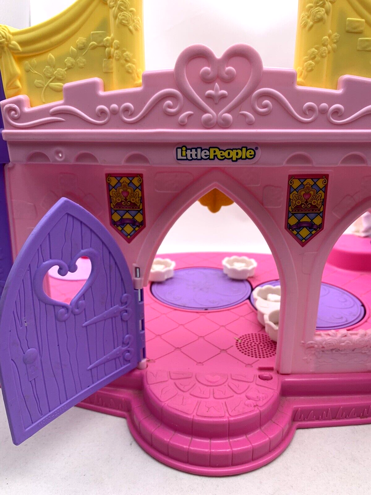 Fisher-Price 2014 Little People Disney Princess Musical Dancing Palace - Tested