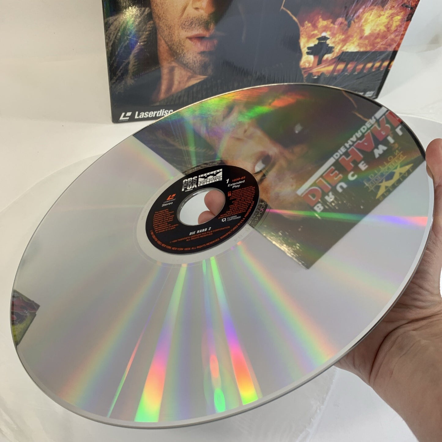 Die Hard (Widescreen Laserdisc Bundle) Die Hard 2/Die Hard 3 -  Tested