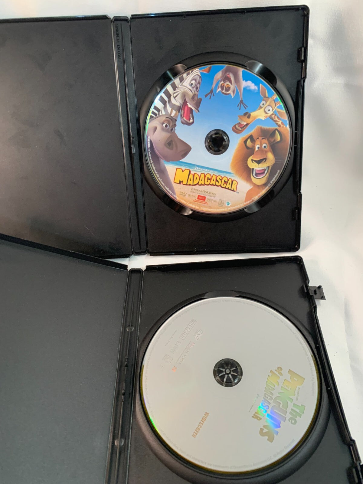 Madagascar/The Penguins of Madagascar (DVD bundle)