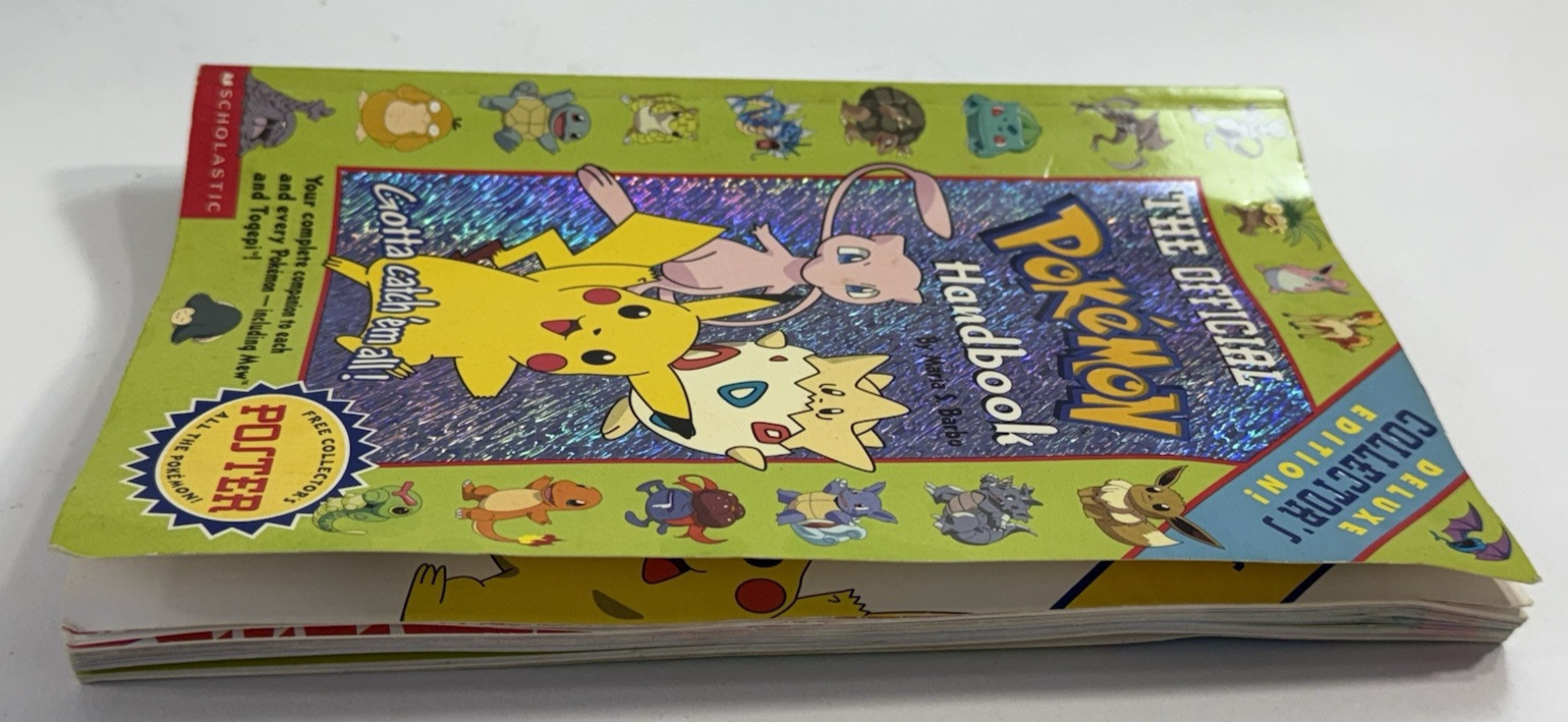Official Pokemon Handbook by Maria S. Barbo (1999, Trade Paperback) No Poster