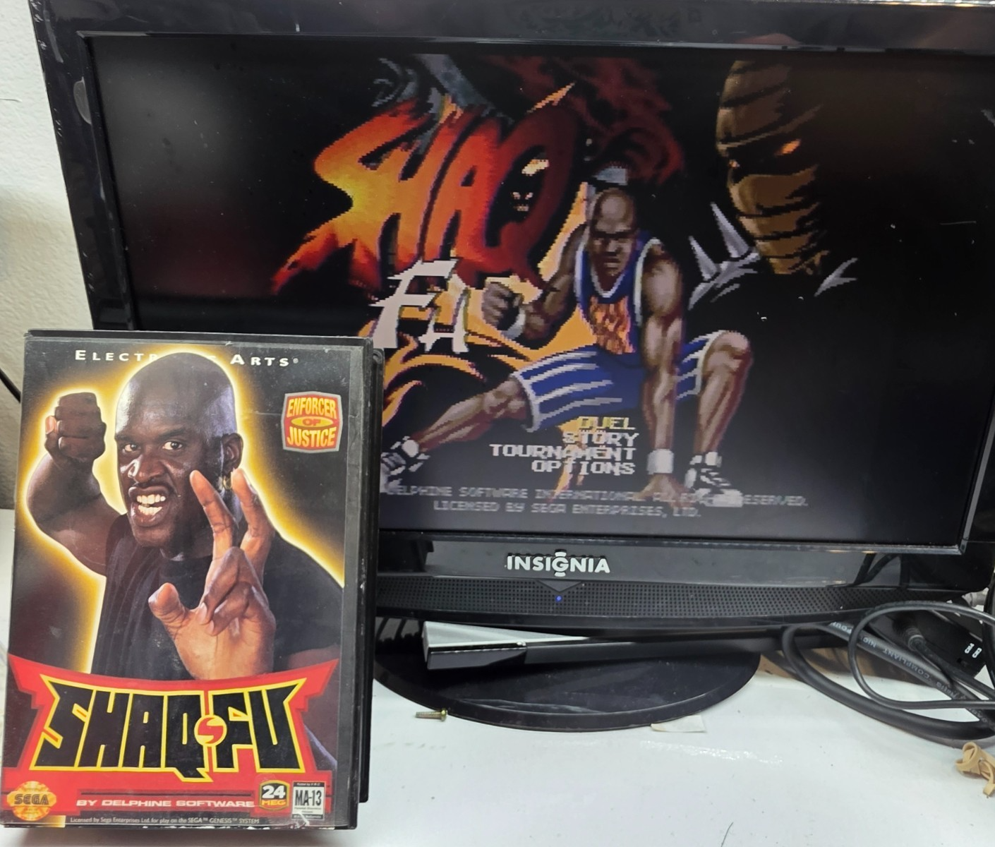 Shaq-Fu (Sega Genesis, 1994) Game, Case, Manual - Tested and Working