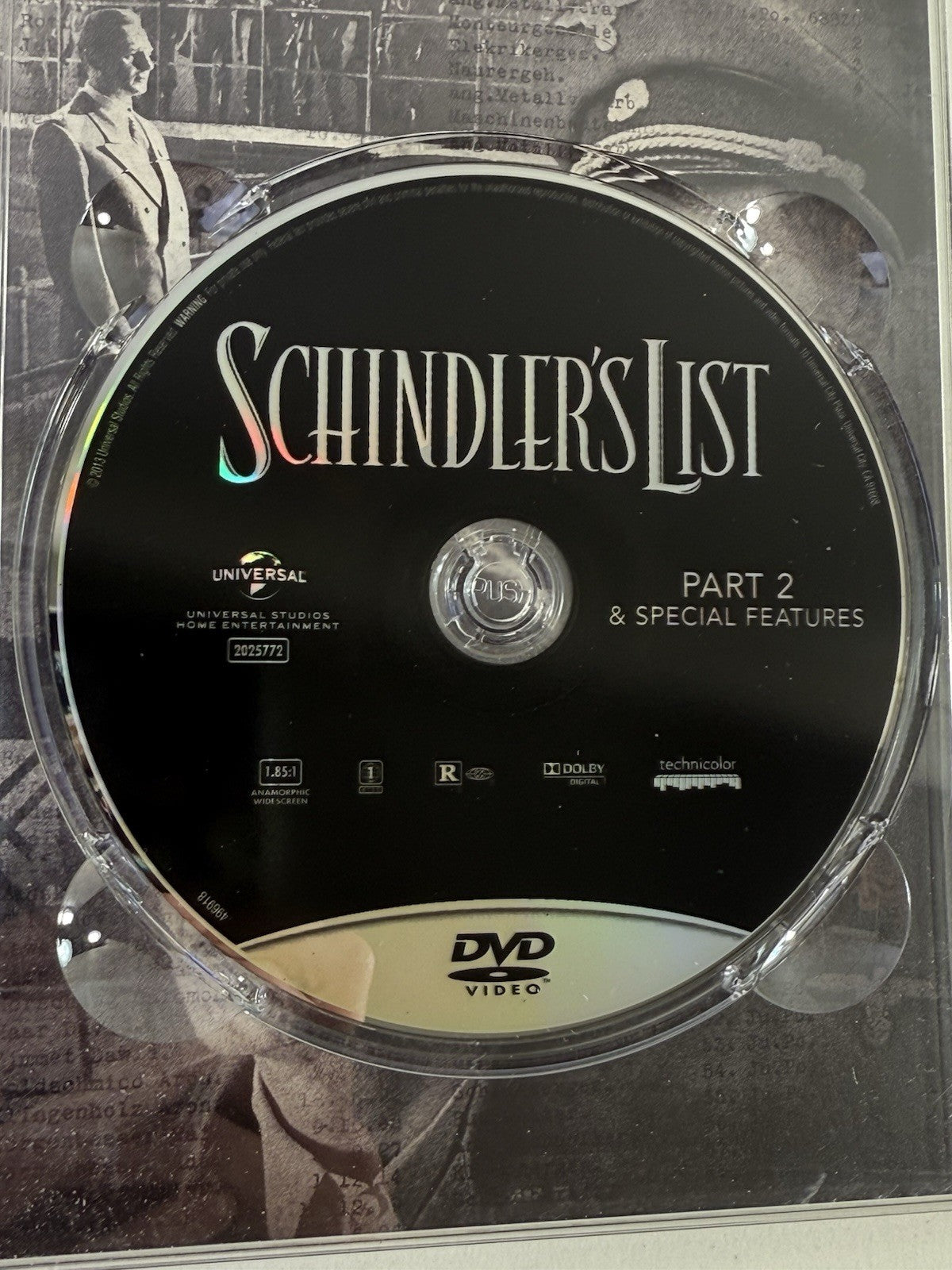 Schindler's List 25th Anniversary Edition 2-Disc DVD with Soundtrack CD - Tested