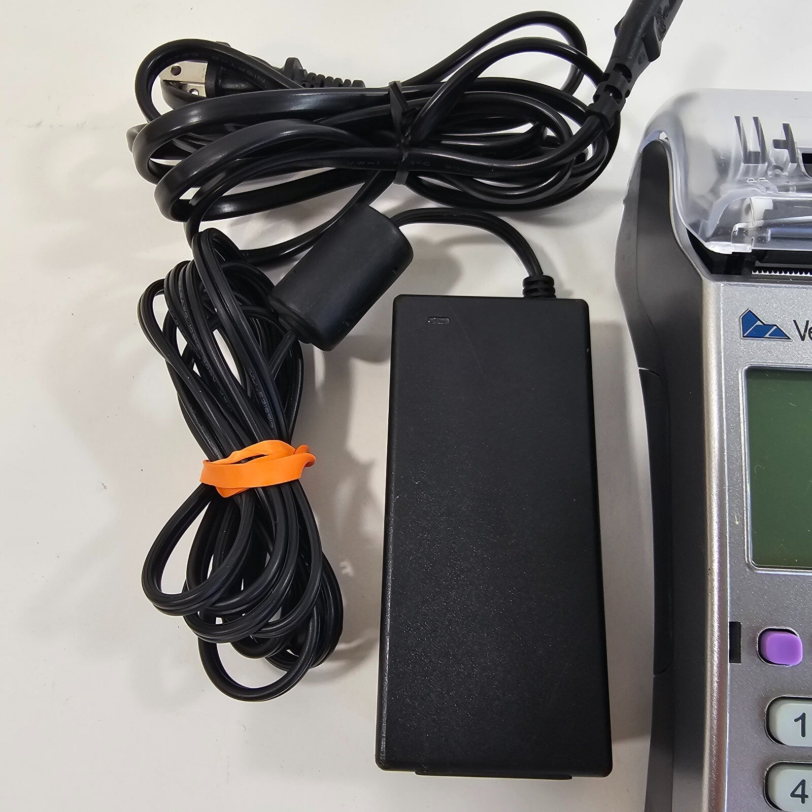 Verifone Dual Comm Credit Card Terminal Reader Model VX520 w/Power Supply - READ