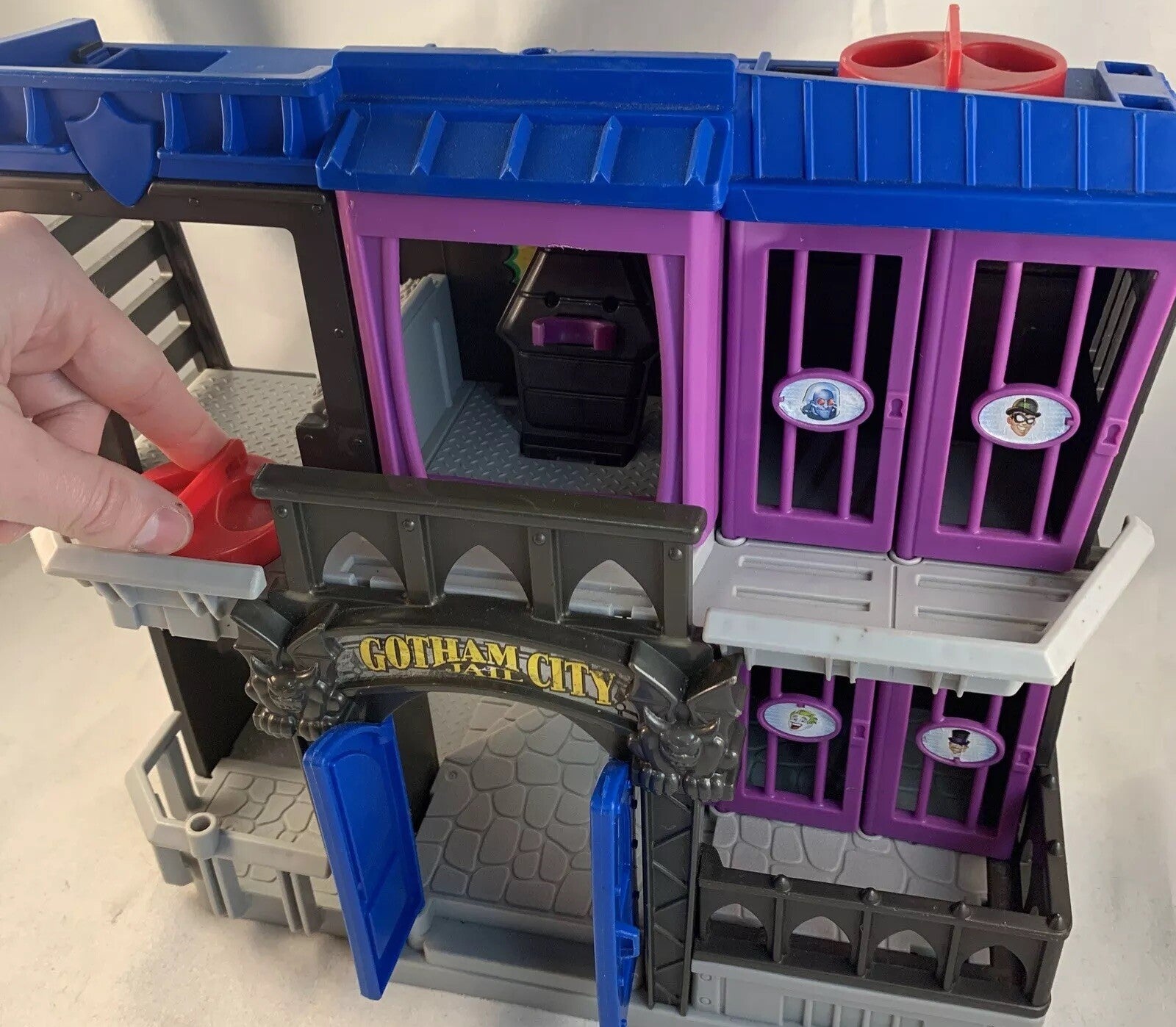 Imaginext 2012 Batman Gotham City Jail Playset DC Super Friends by Fisher Price