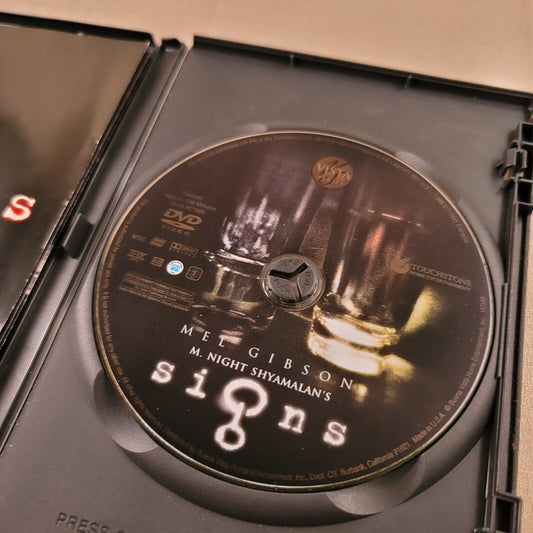 War of the Worlds (DVD Thriller bundle) Signs - Tested and Working