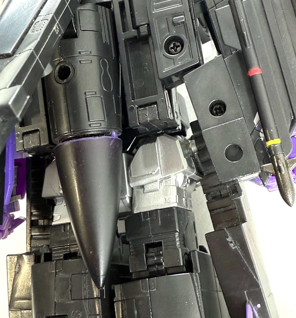 Hasbro Transformers Universe Masterpiece Skywarp G1 Series Action Figure + Box