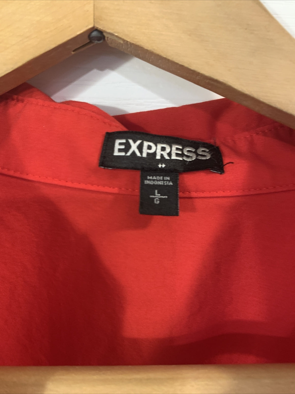 Express Women's Button Up Long-Sleeve Essential Large Red Business Casual Top