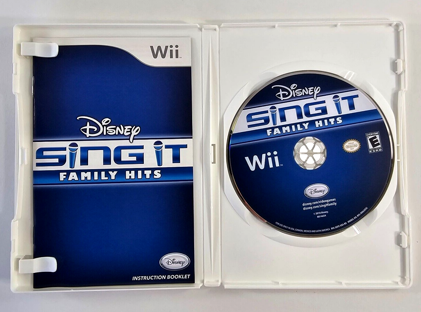 Disney Sing It: Family Hits (Nintendo Wii, 2010) Game Case Manual - Tested
