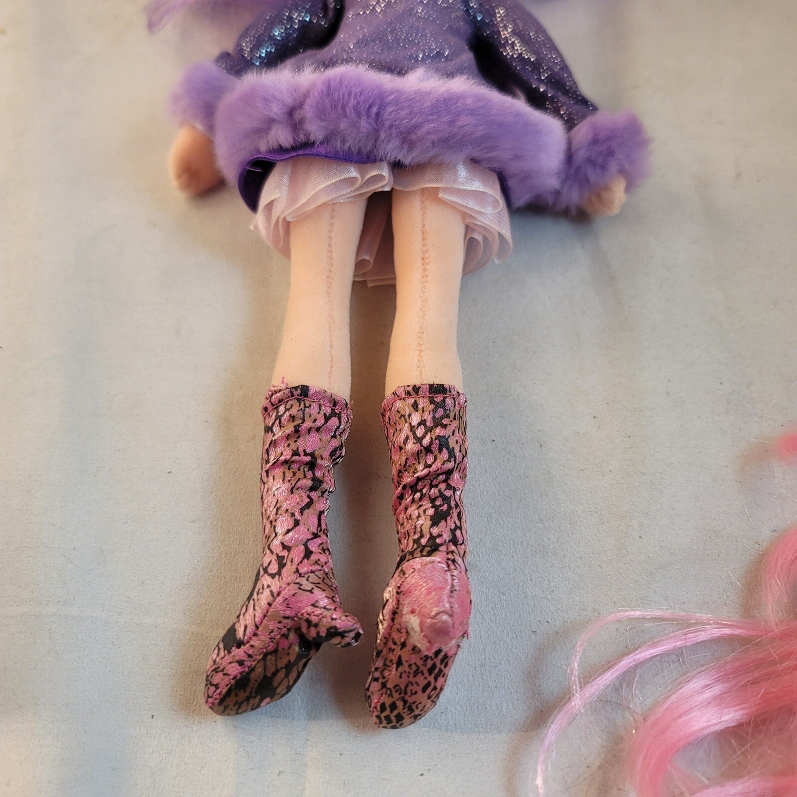 Ty Girlz 13" Plush Dolls Lot of 2 Toys Sizzlin' Sue and Punky Penny