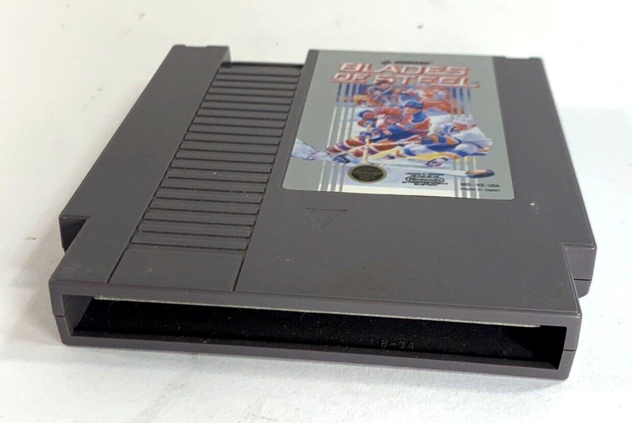 Blades of Steel (Nintendo Entertainment System, 1988) Game Cartridge - Tested