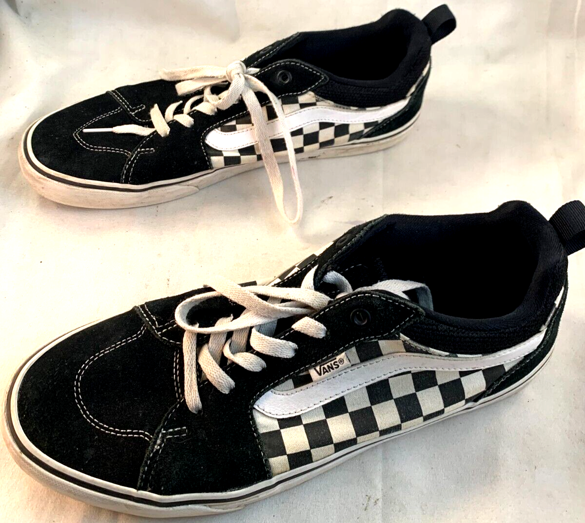 VANS Off the Wall Size 11.5 Mens Black and White Checkerboard Lace-Up Shoes