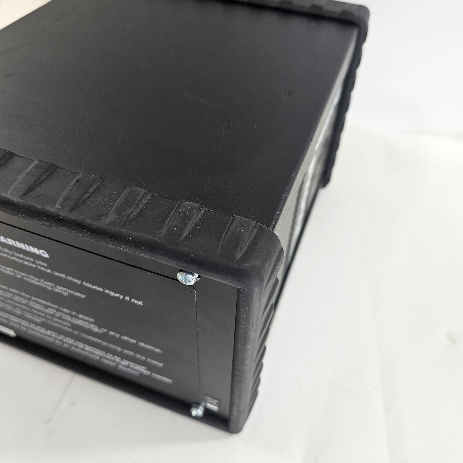 Profoto Pro-7a 2400 ~ 2400 Watt Power Pack Generator Powers On SEE NOTES PARTS