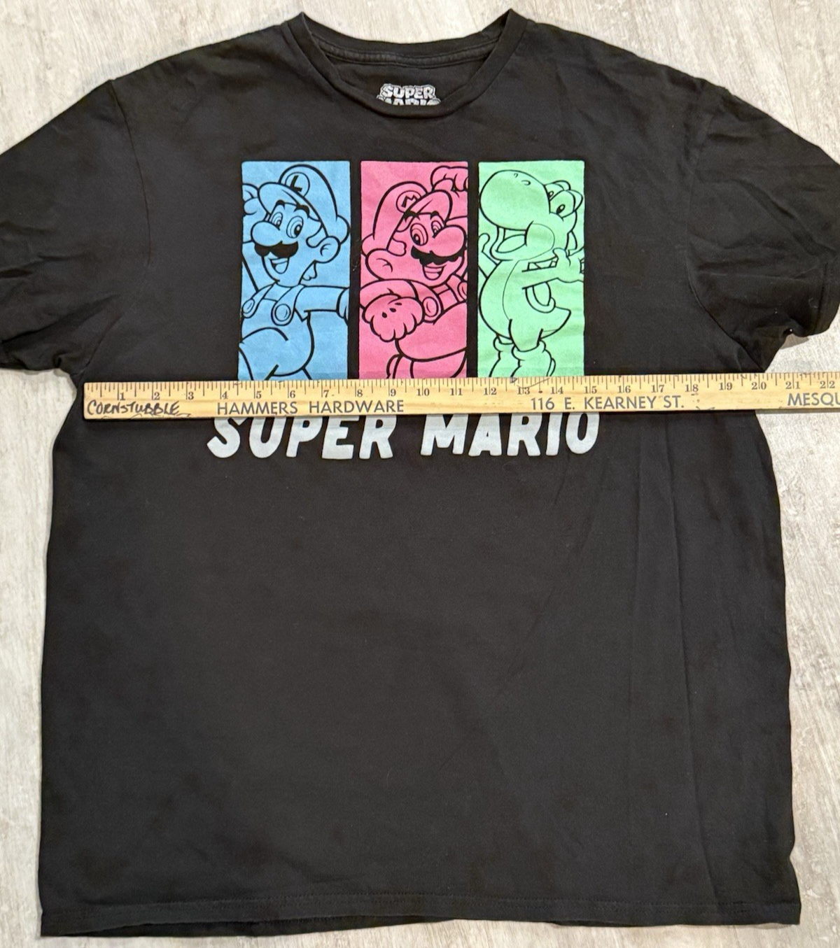 Mad Engine, LLC  2022 Nintendo Super Mario TM Adult Large T-Shirt