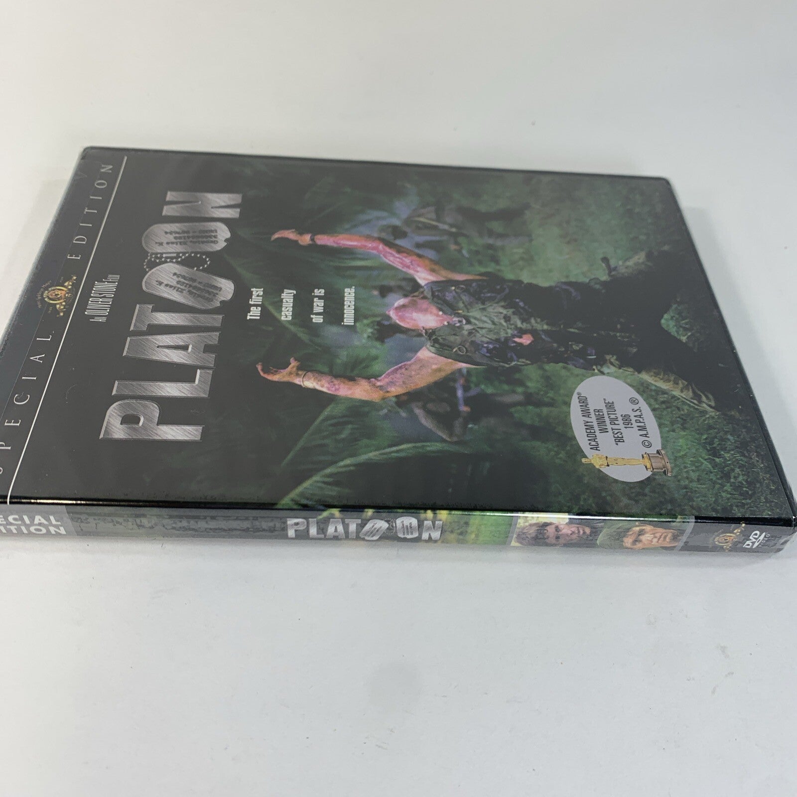 Platoon (DVD, 2009, Special Edition) New, Sealed with Slipcover