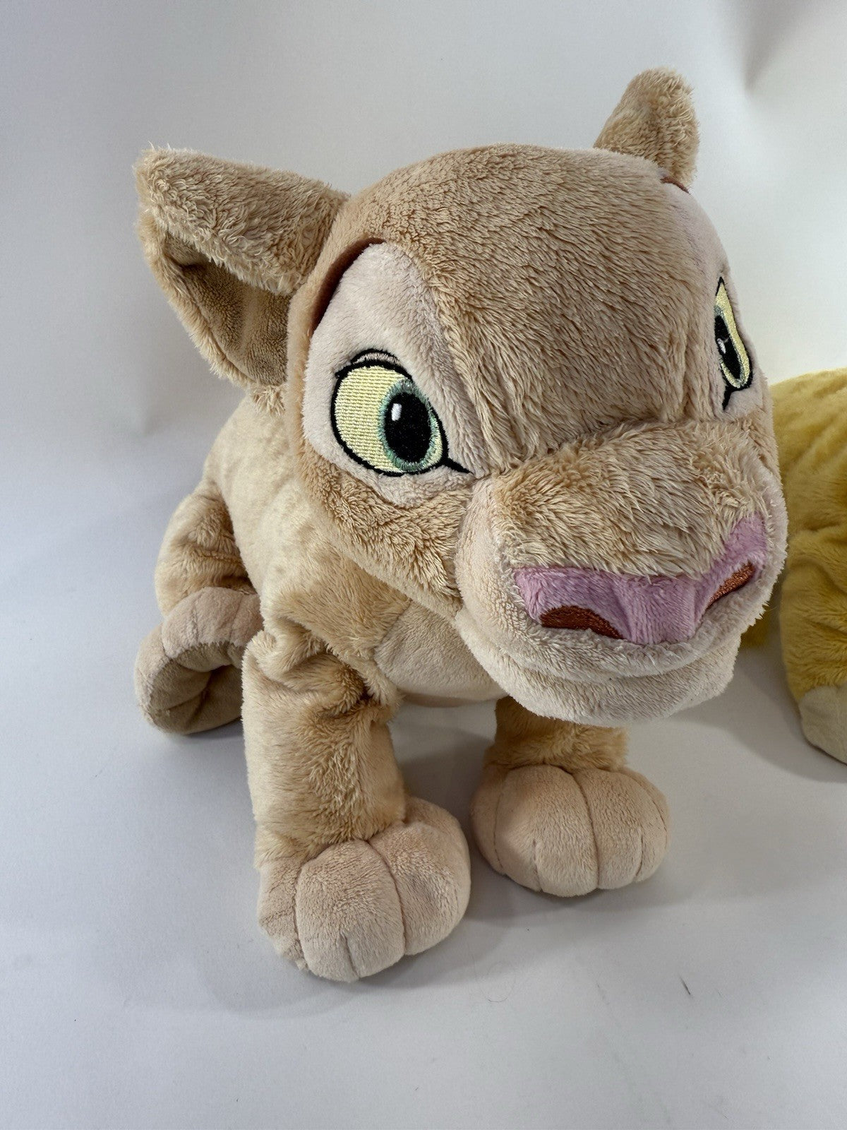 Disney Store 2011 The Lion King 14" Simba and Nala Plush Set