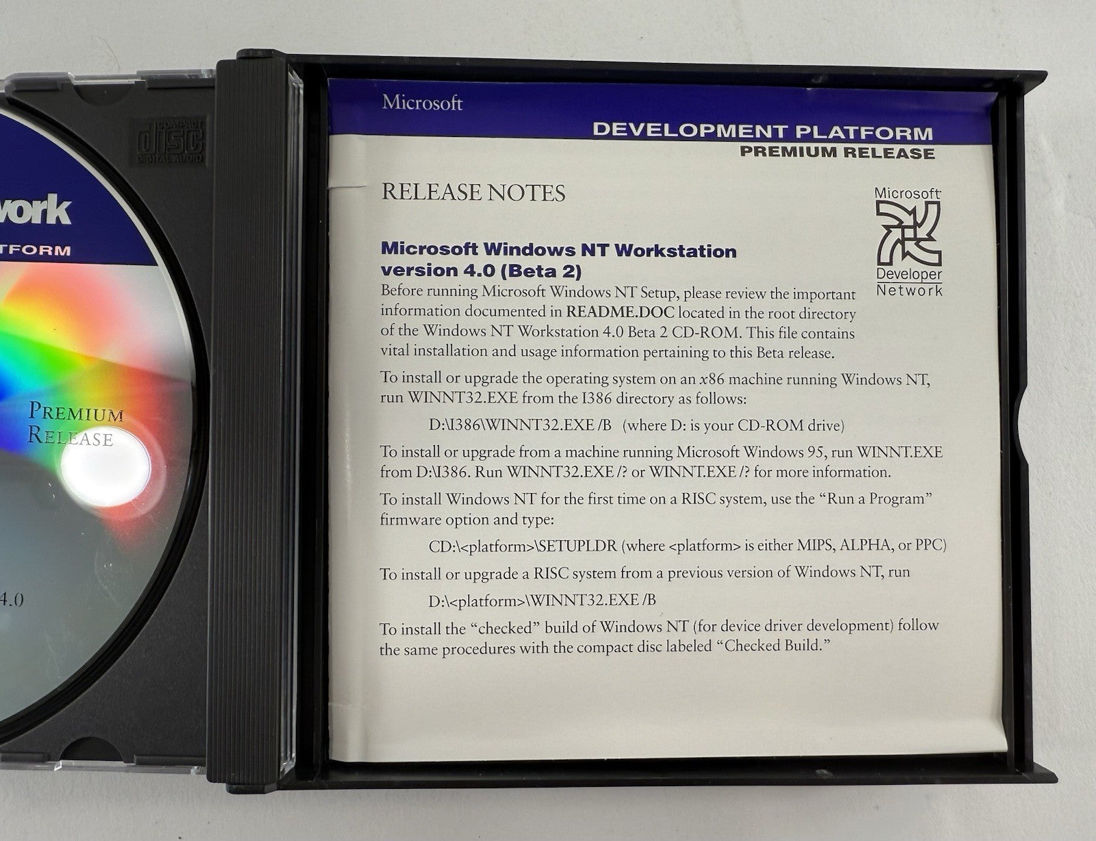 Microsoft Development Network 1995/96 Software Bundle with Visual C++ And Keys