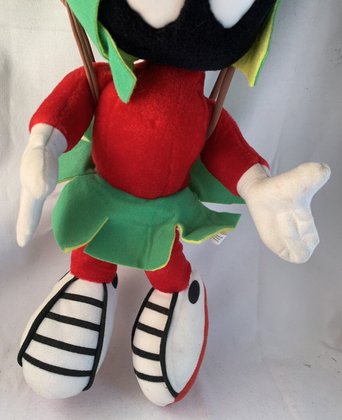Looney Tunes 2001 Marvin The Martian with Parachute Large Six Flags Plush