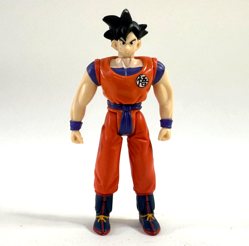 Irwin Toys 2001 Dragon Ball Z The Saga Continues 5" Goku Figure