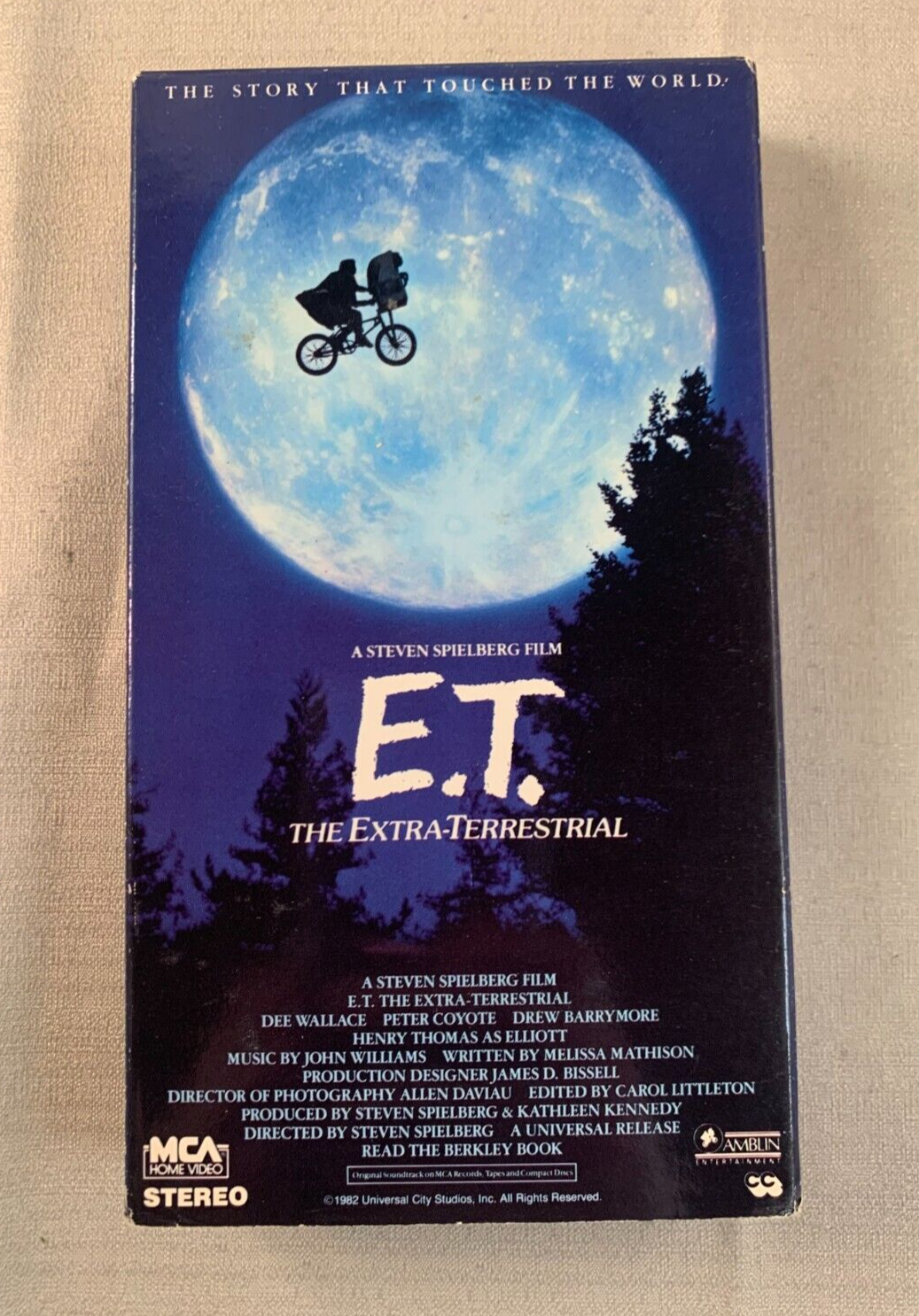 E.T. The Extra-Terrestrial (VHS, 1996)