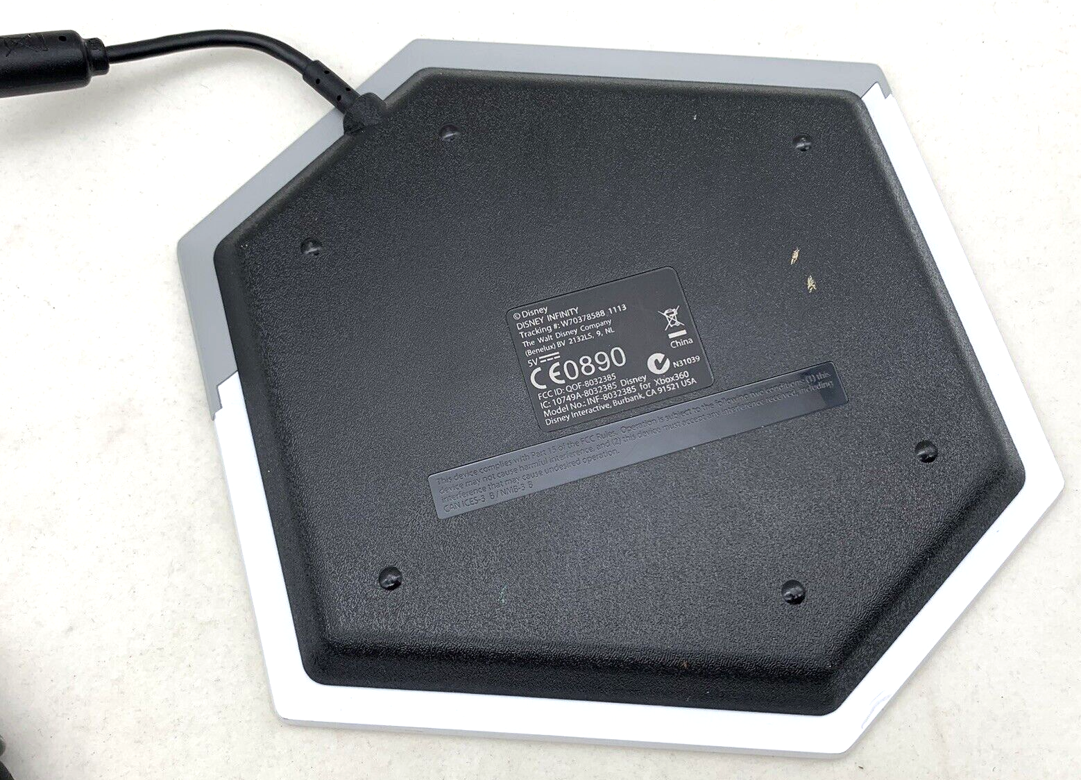 Disney Infinity 2.0 Marvel Iron Man Black Widow Thor Hawkeye Hulk Tower & Portal