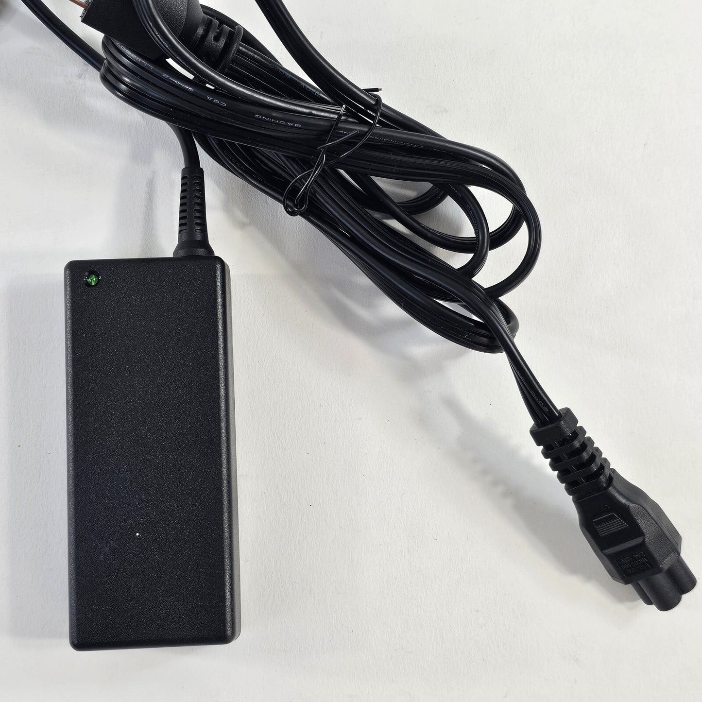 Dell 19.5V 3.34A AC Adapter Model DA65NM111-00 - Tested and Working