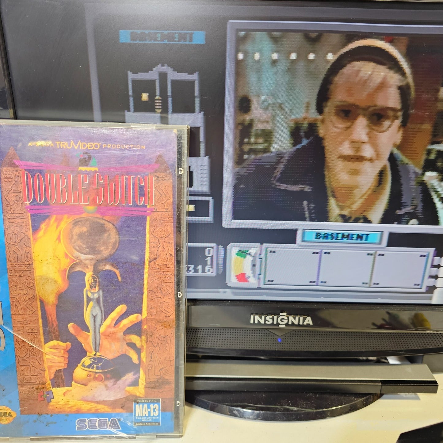 Double Switch (Sega CD 1993) Game Case Manual Registration Card CIB  Corey Haim