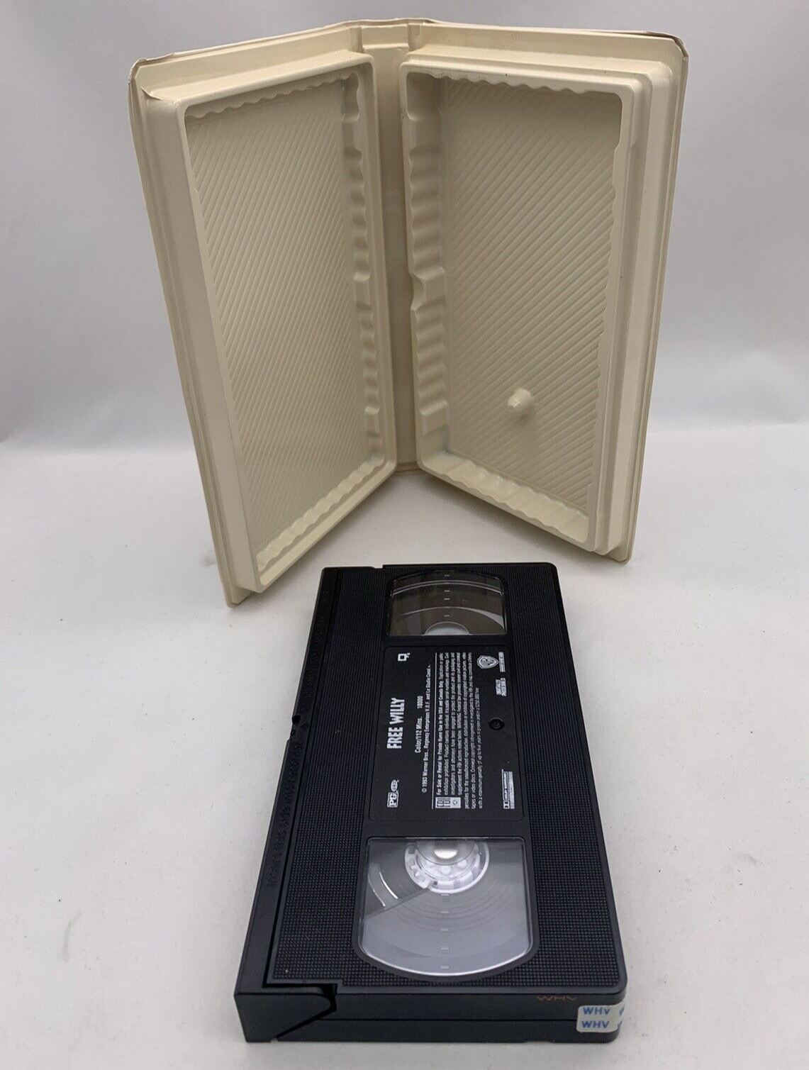 Free Willy (VHS Trilogy, Clamshell) Free Willy 2/ Free Willy 3