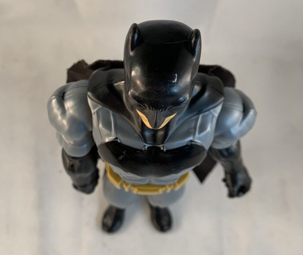 Mattel 2015 Batman Unlimited 12" Batman Action Figure - Black and Grey Batsuit