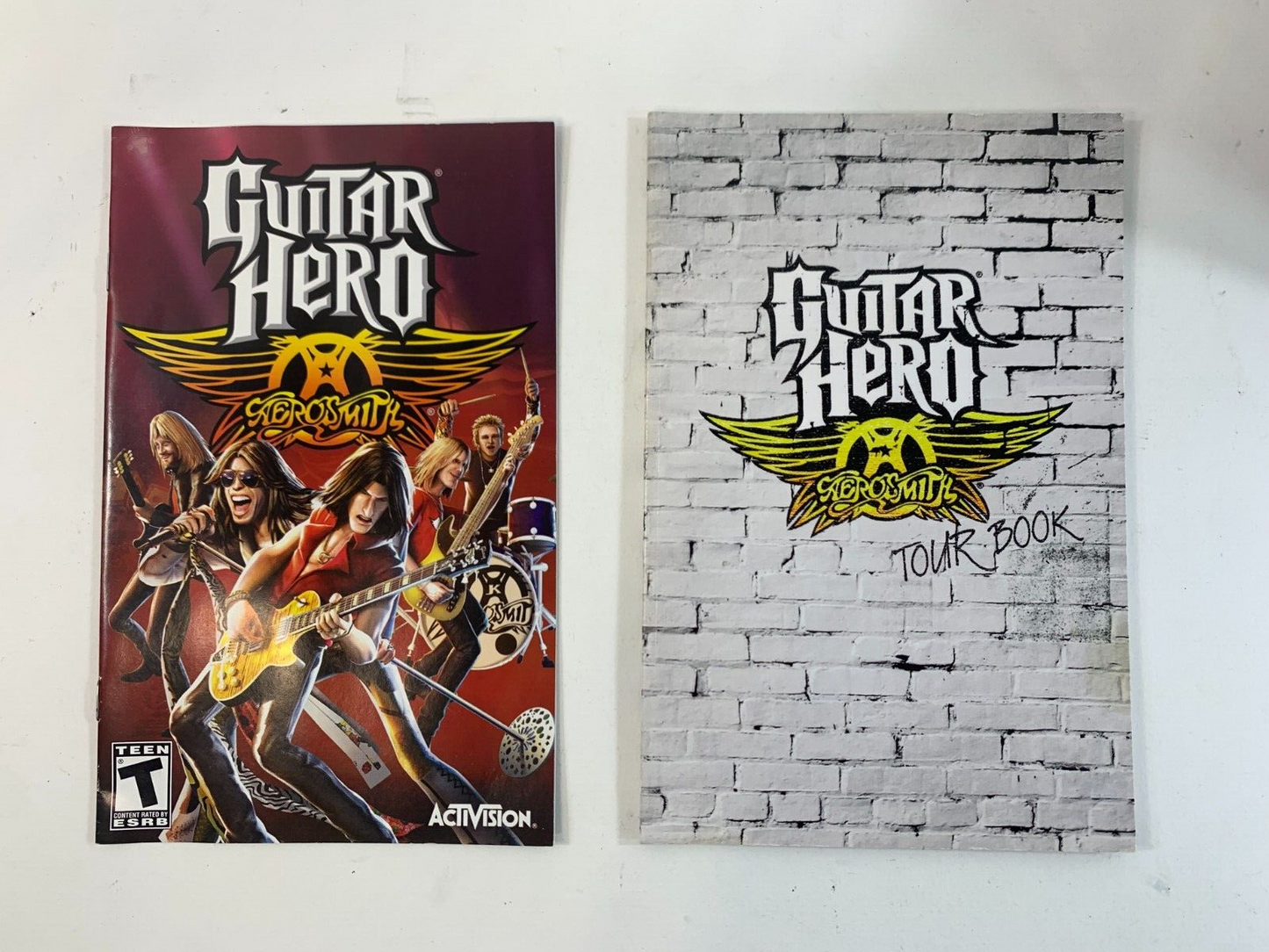 Guitar Hero: Aerosmith (Sony PlayStation 2, 2008) Game Case Manual Tour Book