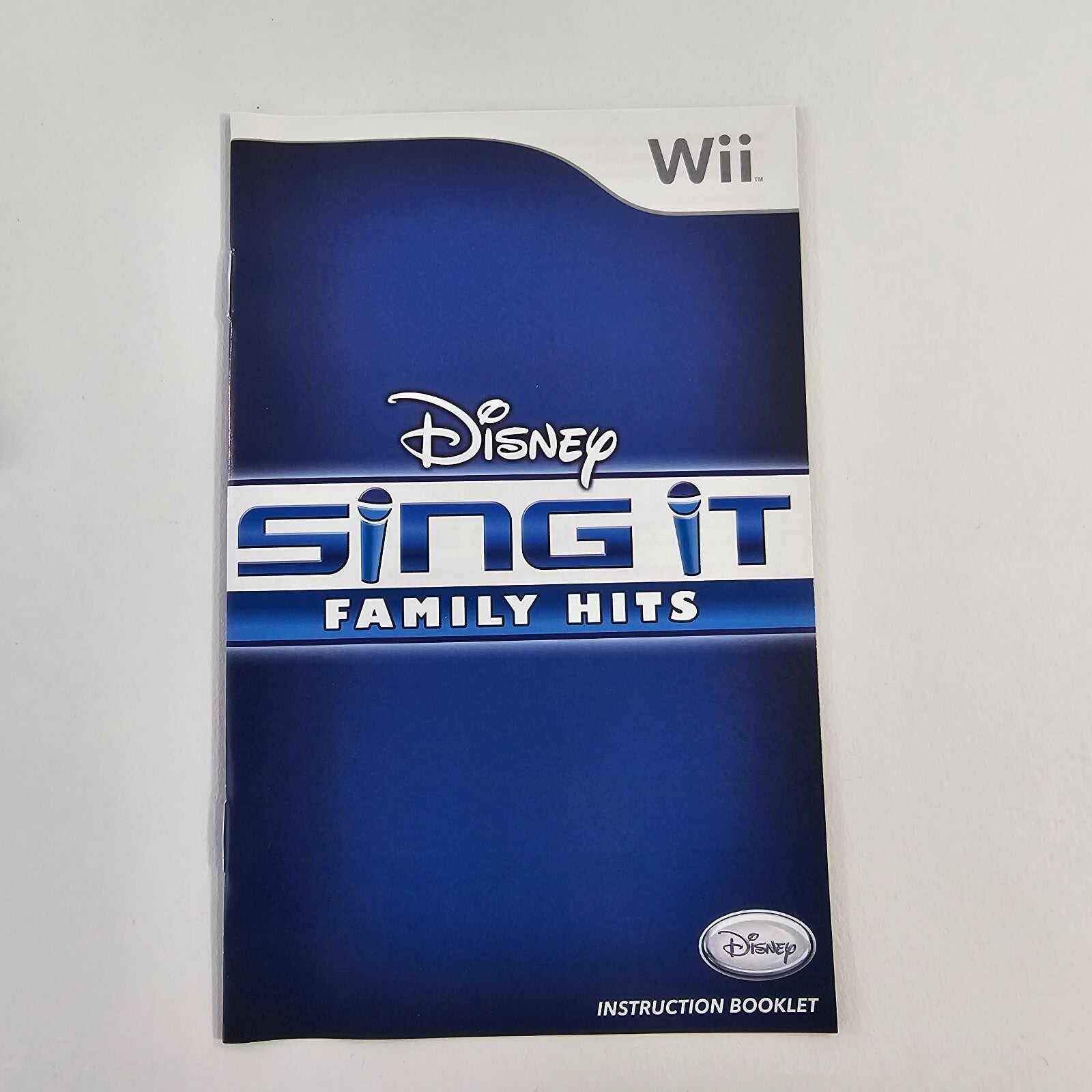 Disney Sing It: Family Hits (Nintendo Wii, 2010) Game Case Manual - Tested