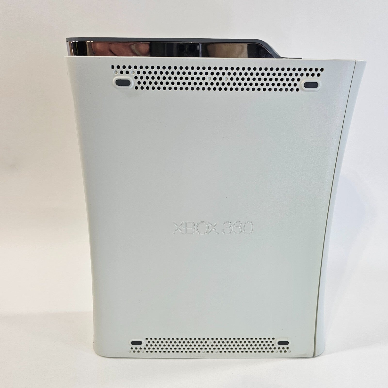 Microsoft White Xbox 360 120 GB Console with Cords, Kinect and Games - Tested