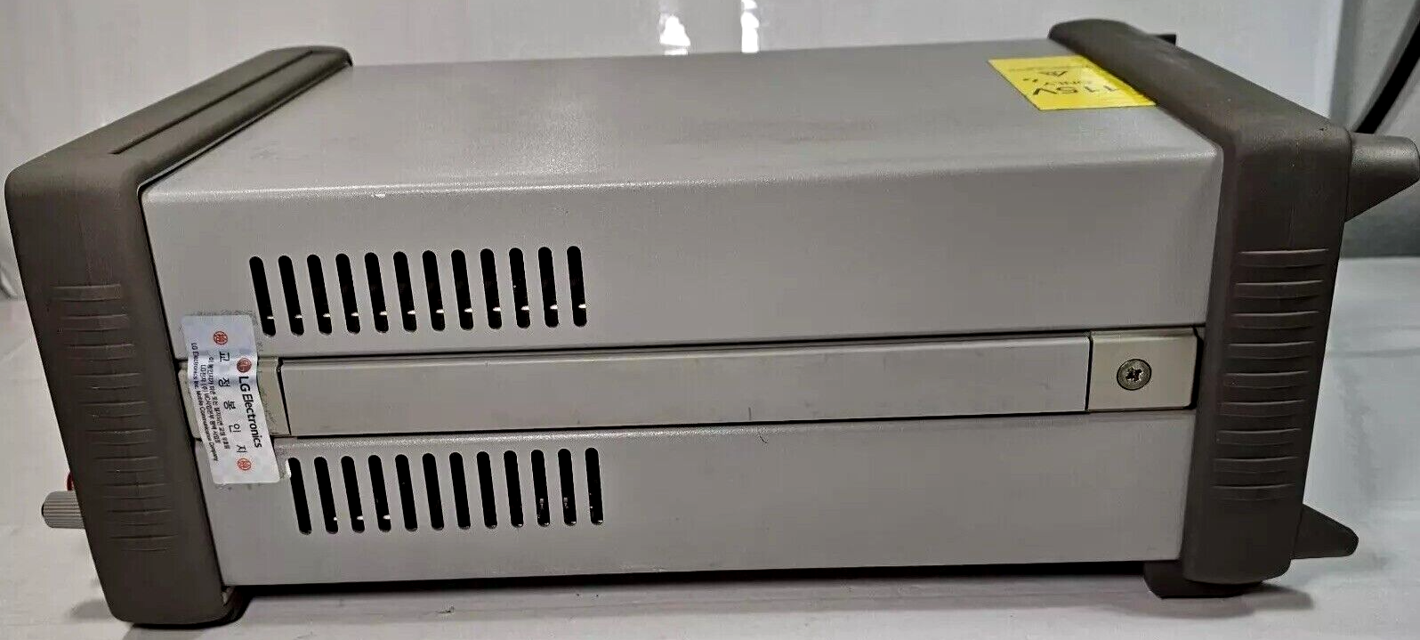 Agilent E3648A Dual Output DC Power Supply 0-8V,5A/0-20V,2.5A - Tested - 4356