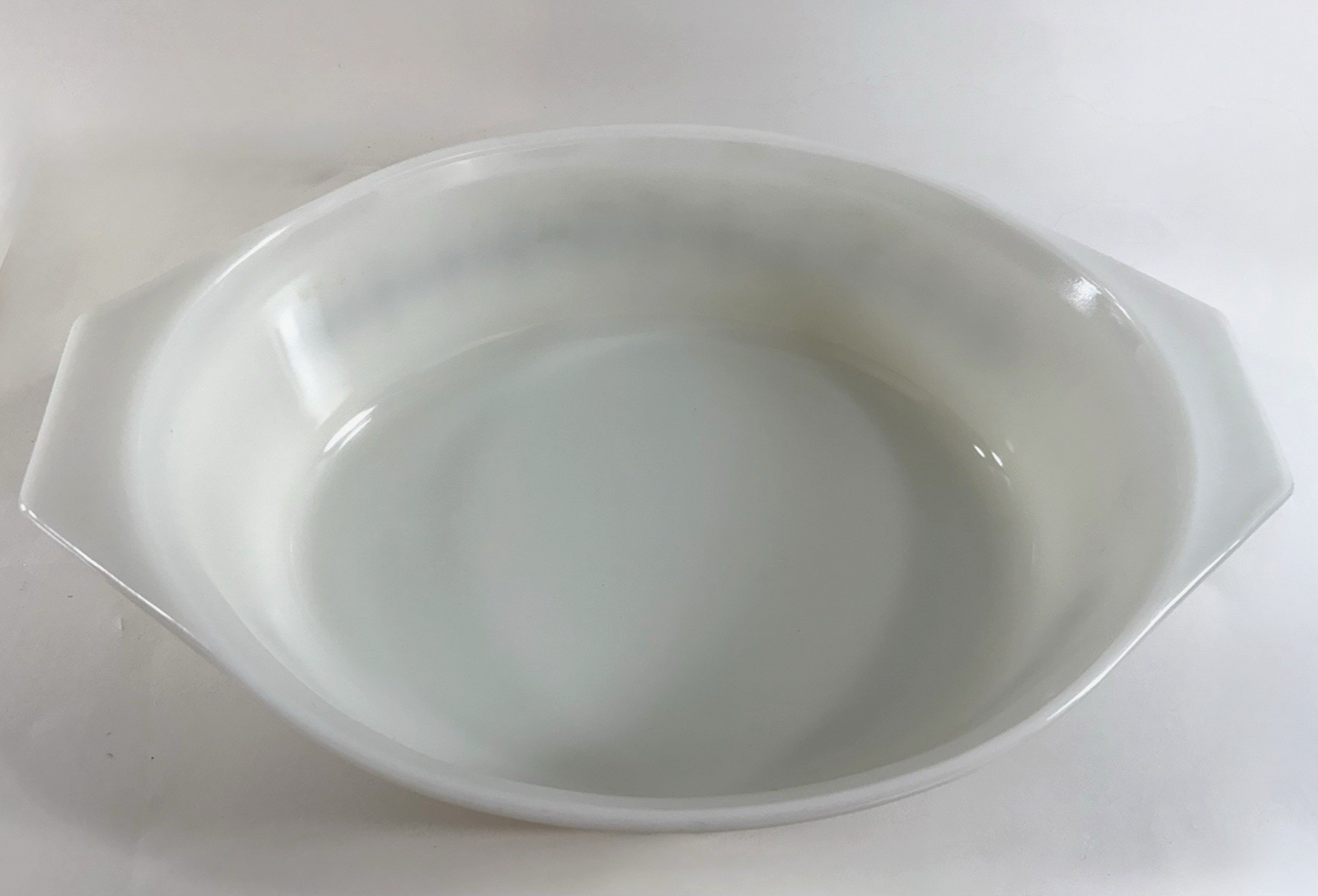 Vintage 1965 Pyrex Empire Scroll 045 Casserole Dish with Lid (2-1/2 Qt)