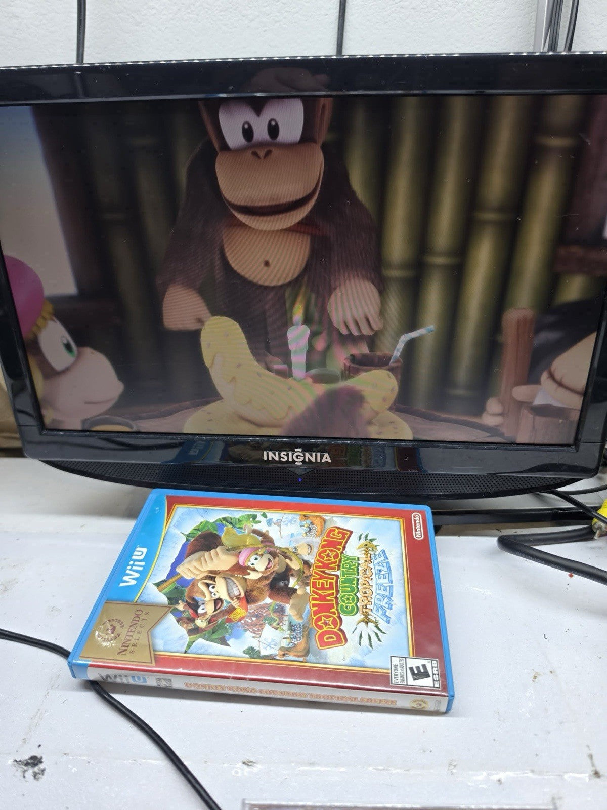 Donkey Kong Country: Tropical Freeze (Wii U, 2016) Game Case Manual - Tested