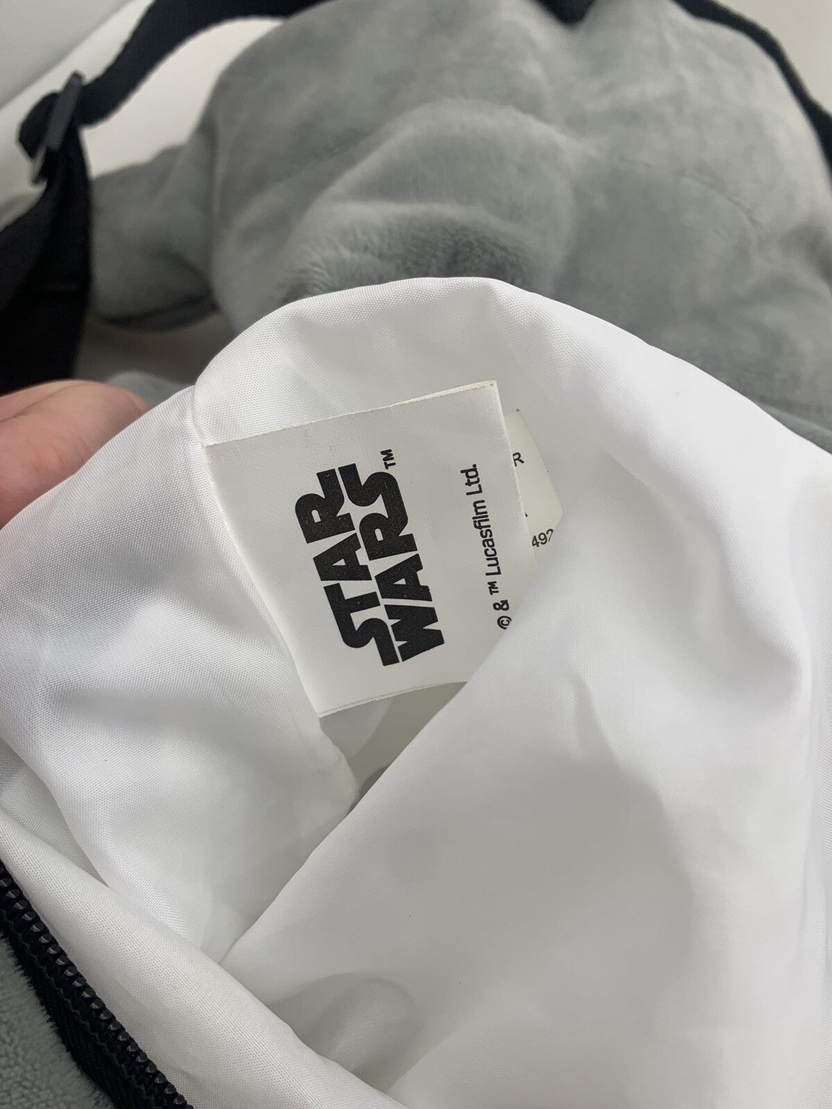 Star Wars The Mandalorian The Child Grogu Baby Yoda 16” Plush Backpack