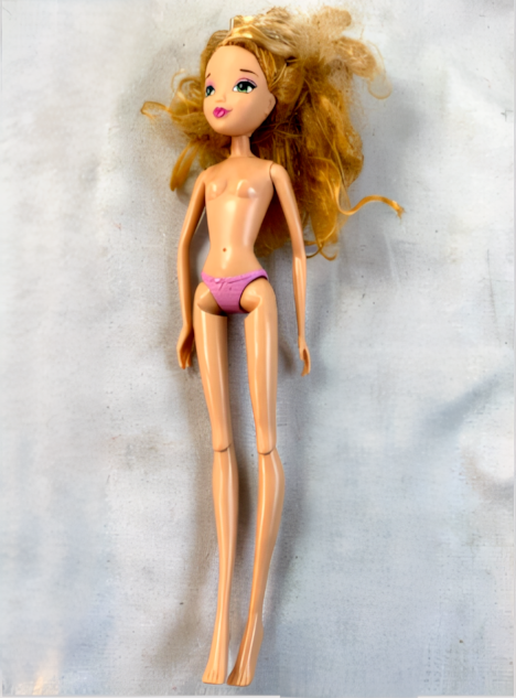 Jakks Pacific Viacom Winx Club 2012 Flora 11.5" Nature Fairy Doll - No Wings