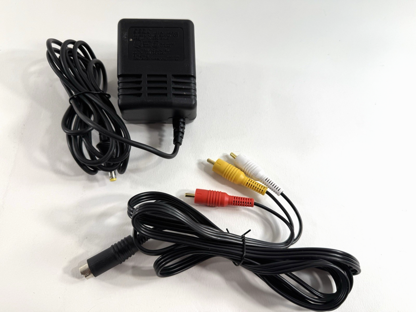 SEGA Genesis Model 2 Console MK-1631 with Controller, AV, Power Supply - Tested