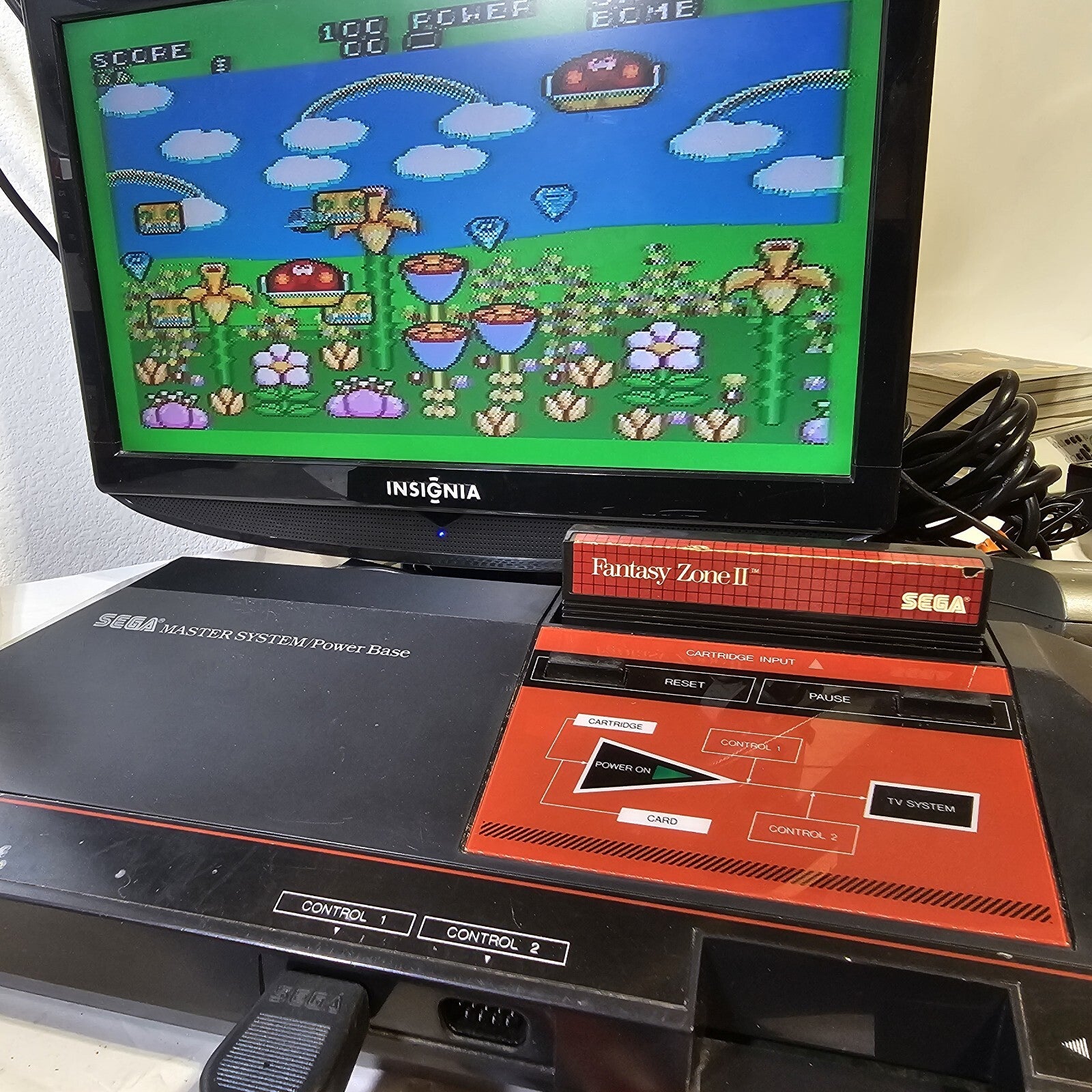 Fantasy Zone II: The Tears of Opa-Opa (Sega Master System, 1987) Game And Case