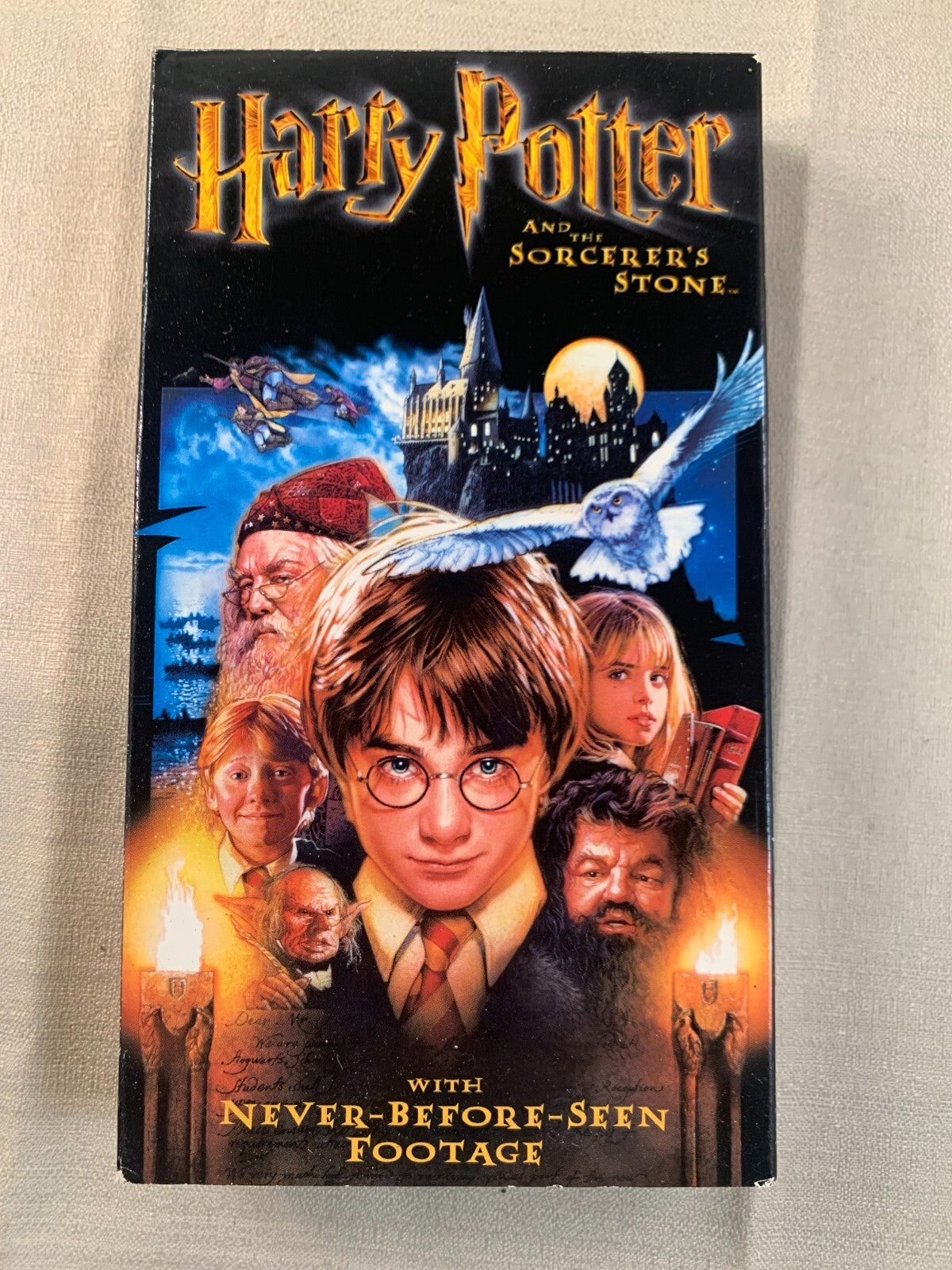Harry Potter and the Sorcerers Stone (VHS, 2002, Includes 5 Additional Minutes)