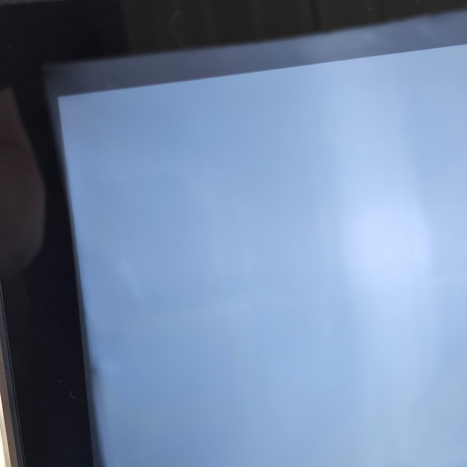 Revention HungerRush 360 HR 5686 Restaurant Point-of-Sale Computer - Tested