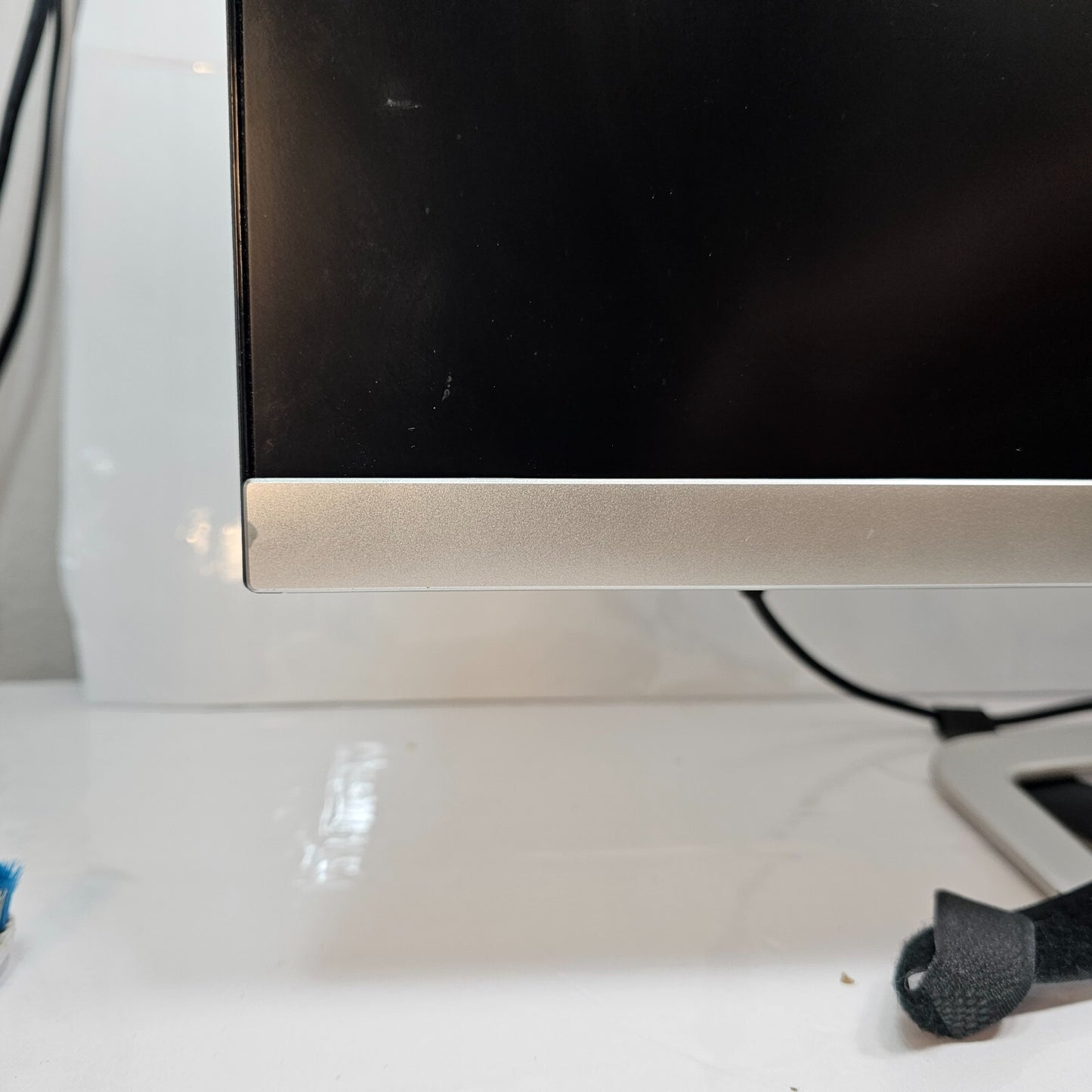 HP 24ea 23.8-inch Display Monitor - Tested and working