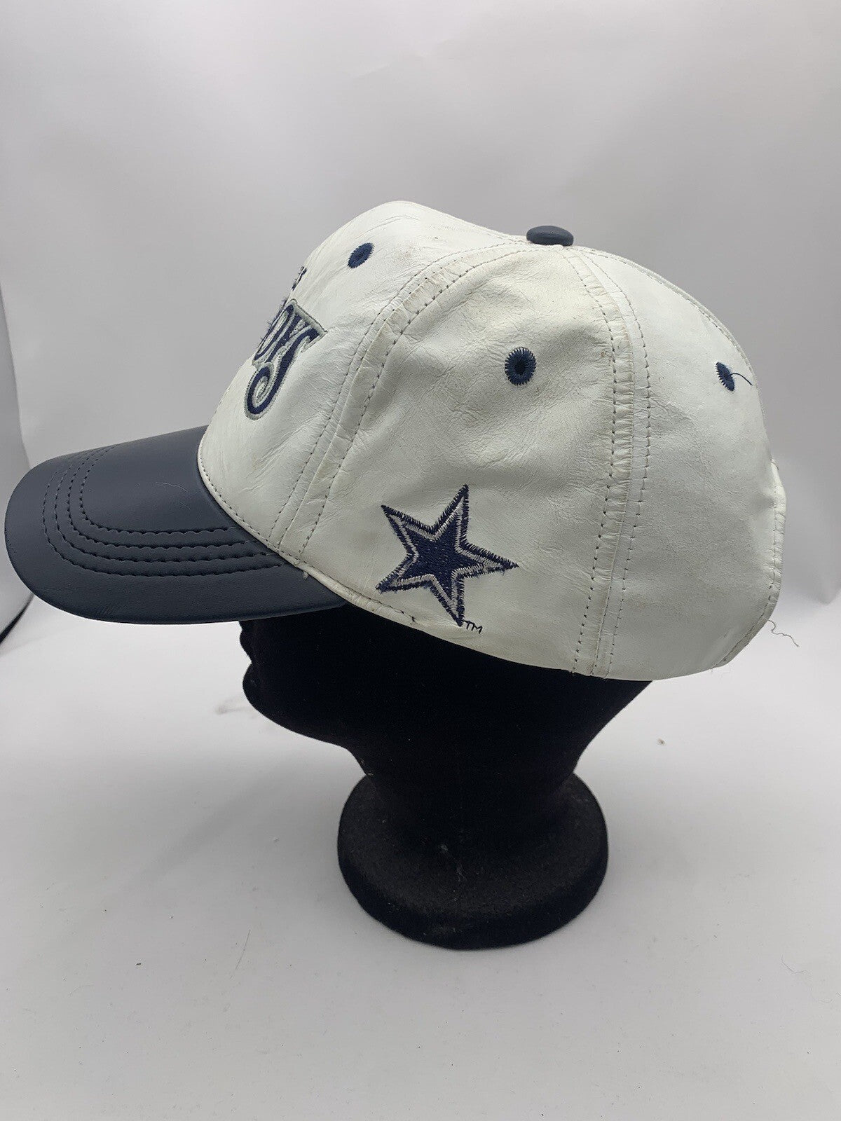 Vintage Dallas Cowboys Logo NFL  "GENUINE  LEATHER"   Snapback Hat Cap 1990's