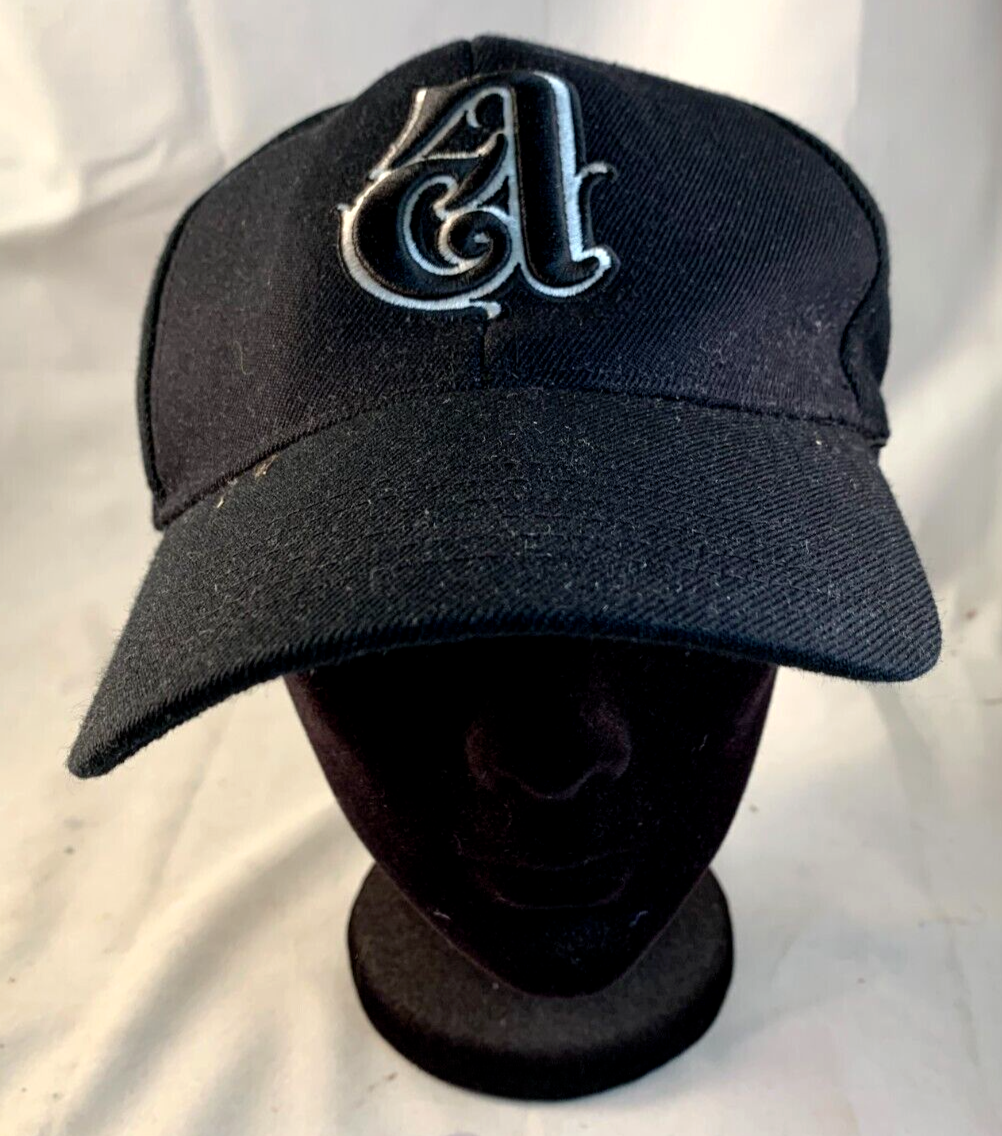 Cornelius & Anthony Cigar Men's Black Baseball Hat Cap Size S/M