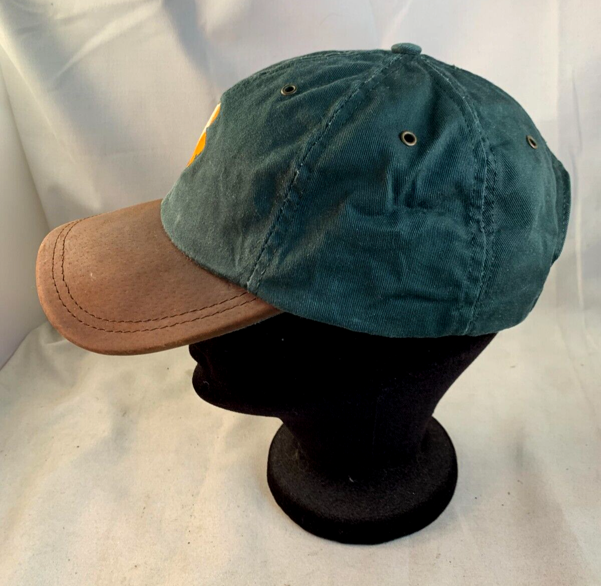Aussie Caps Adjustable One-Size Leather Bill Shamrock Embroidered Hat