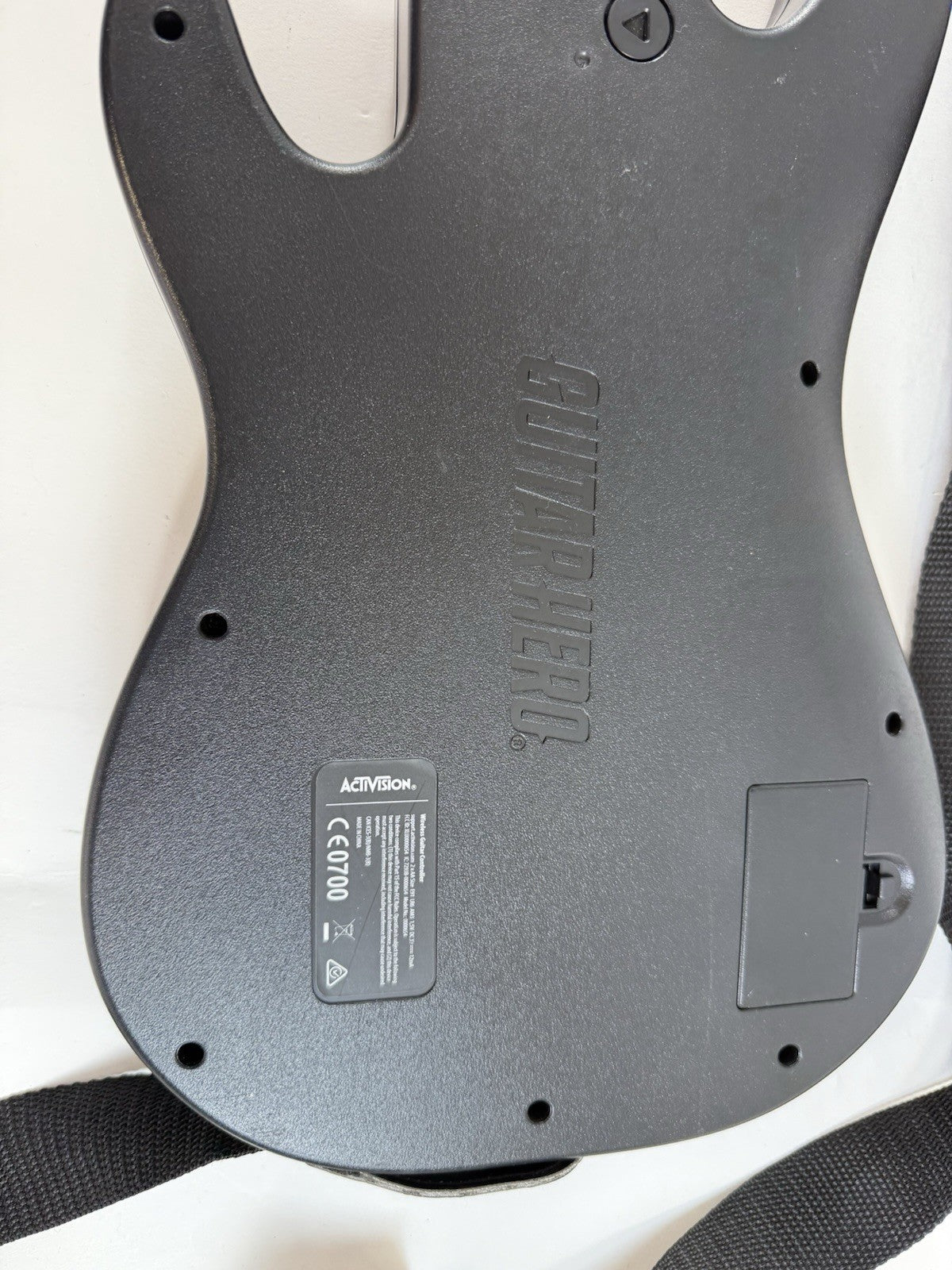 Guitar Hero Live (Sony PlayStation 3, 2015) Game, Case, Guitar, Dongle - Tested