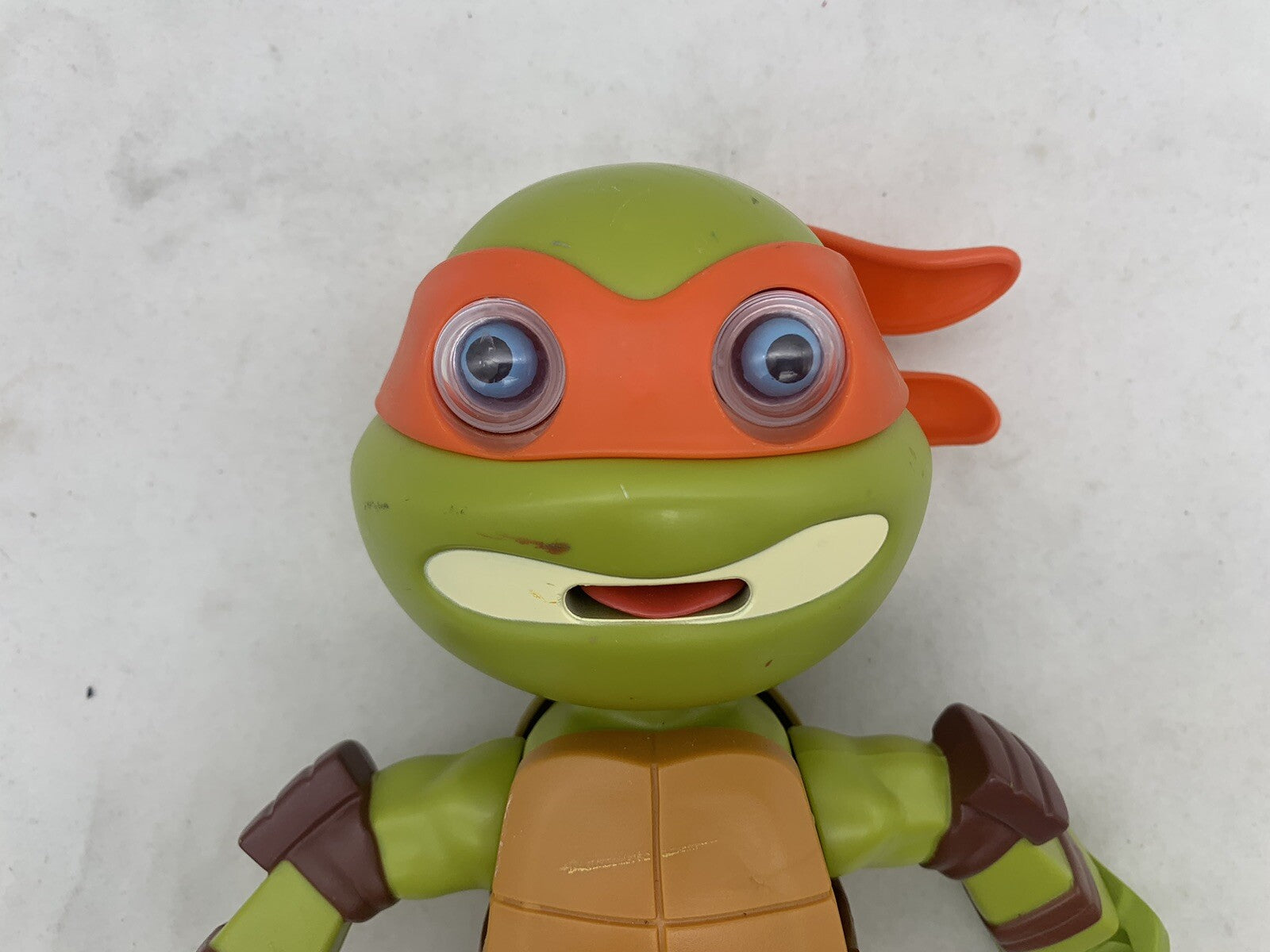Viacom 2015 Teenage Mutant Ninja Turtles 9”Michelangelo Squeeze Em Action Figure
