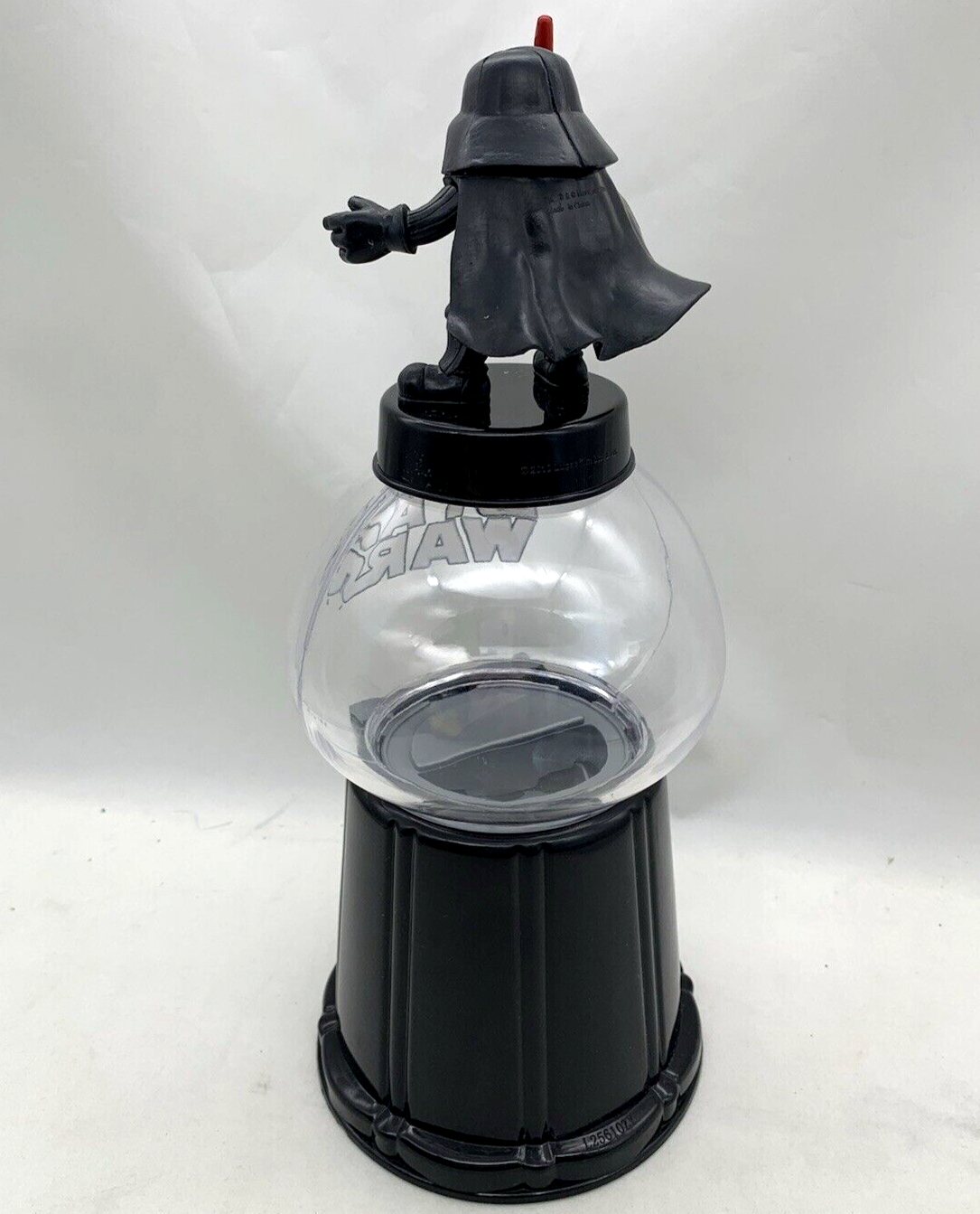 M&M's 2011 Star Wars Darth Vader Yellow M&M Candy Dispenser - Tested