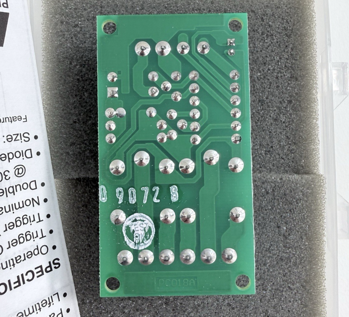 ELK-924 Sensitive Relay Module DPDT 12/24 VDC w/ 1.2 mA Trigger  - Open Box