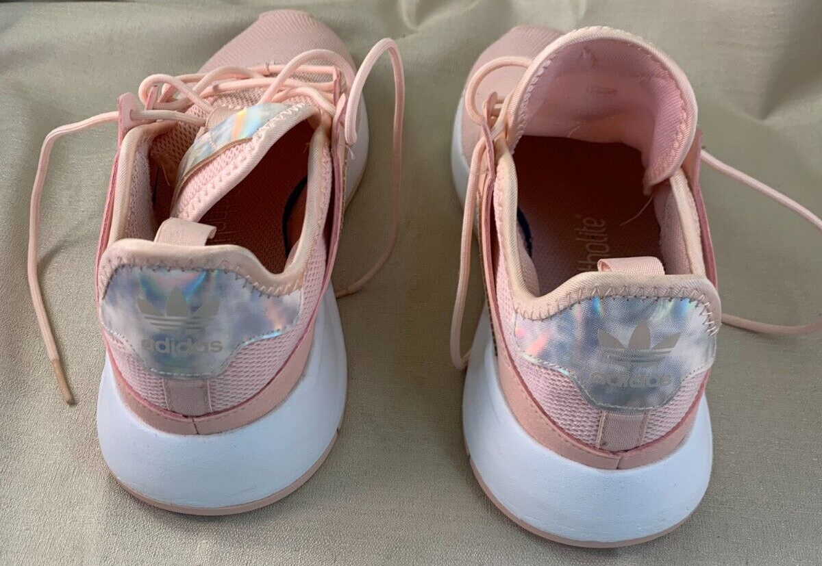 adidas Iniki Runner Icey Pink 2017 Size 4.5 Training Shoes